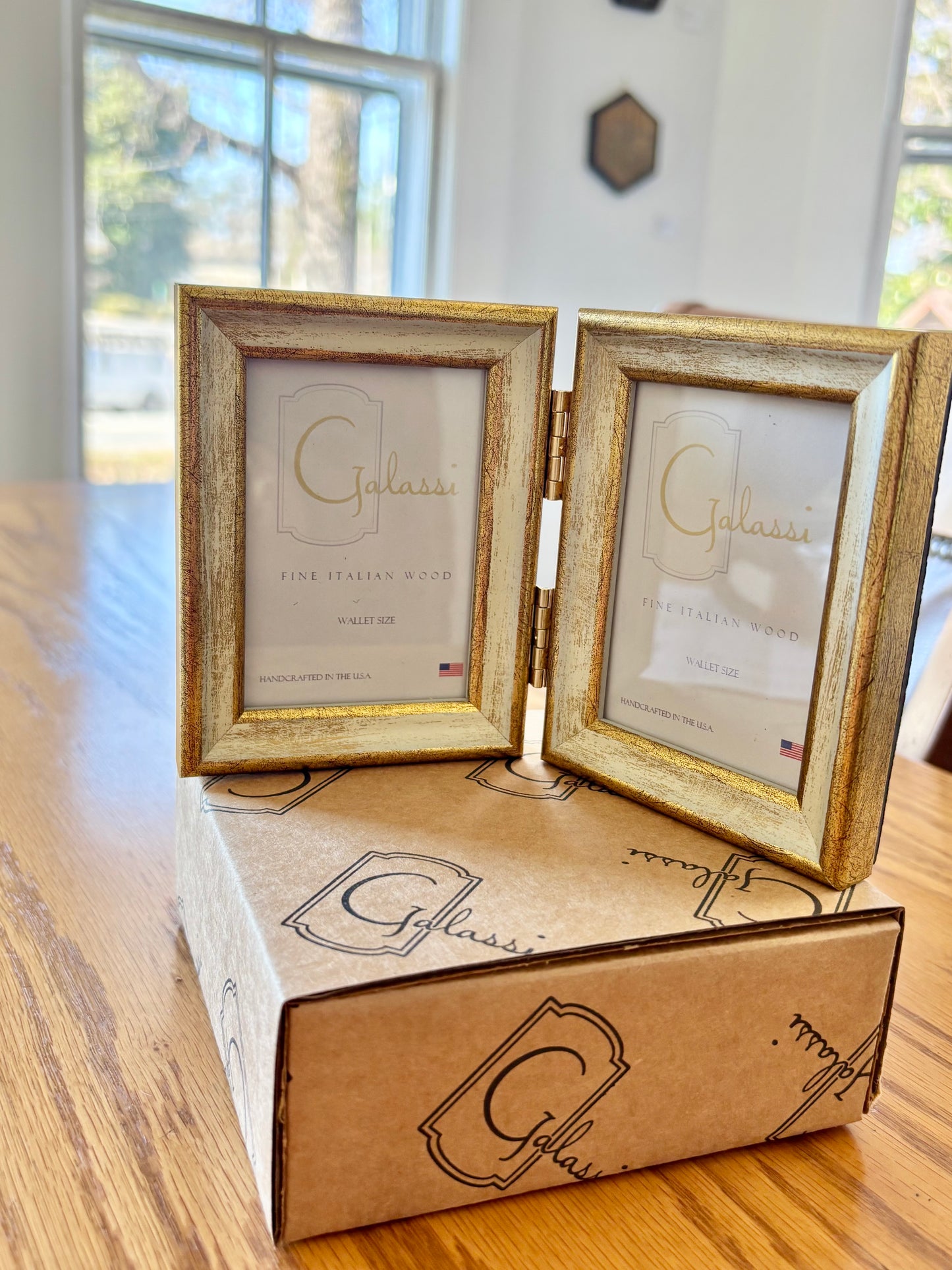 Frame - Cream & Gold Florentine