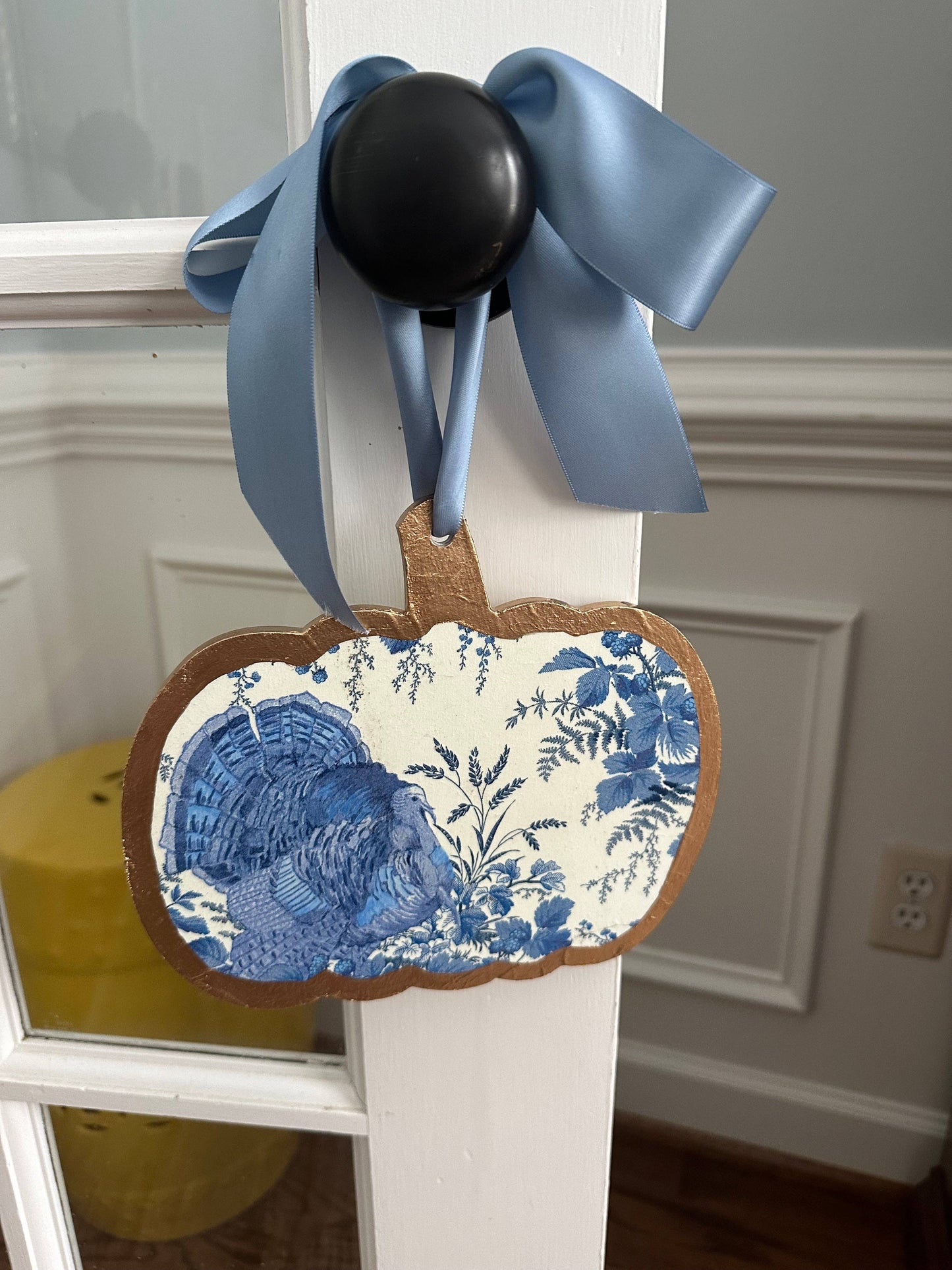 Door Hanger - Turkey - 8" Pumpkin