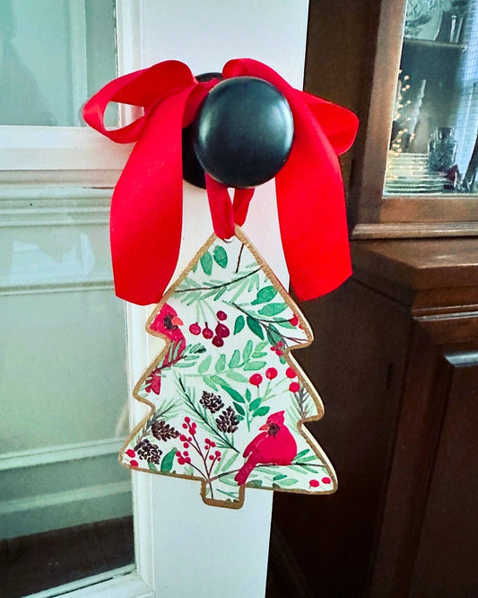 Door Hanger - Cardinals 8" Tree