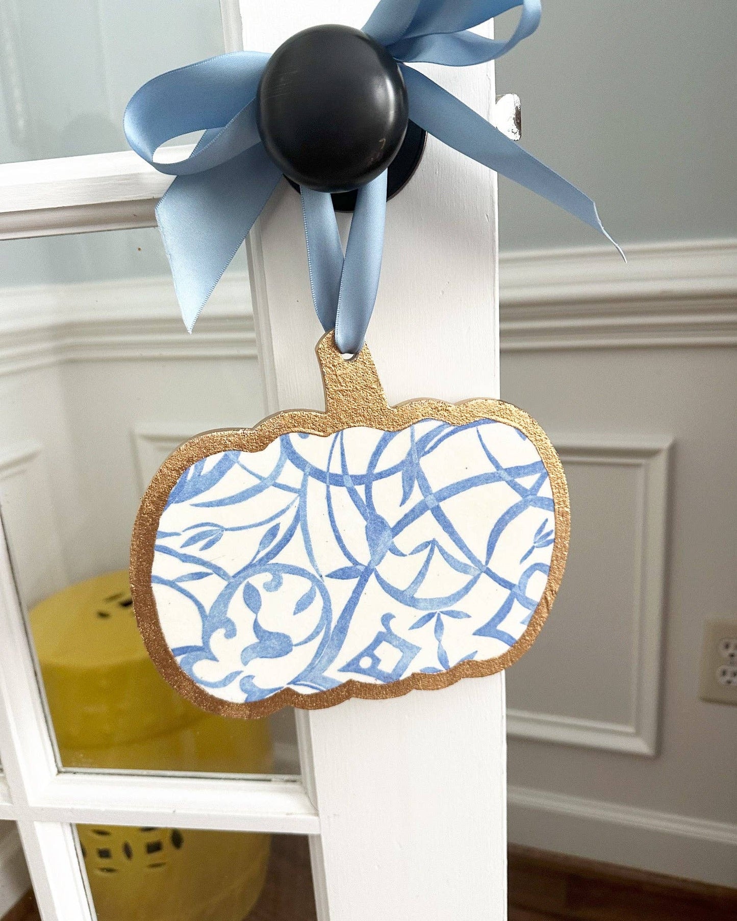 Door Hanger - Blue Trellis - 8" Pumpkin