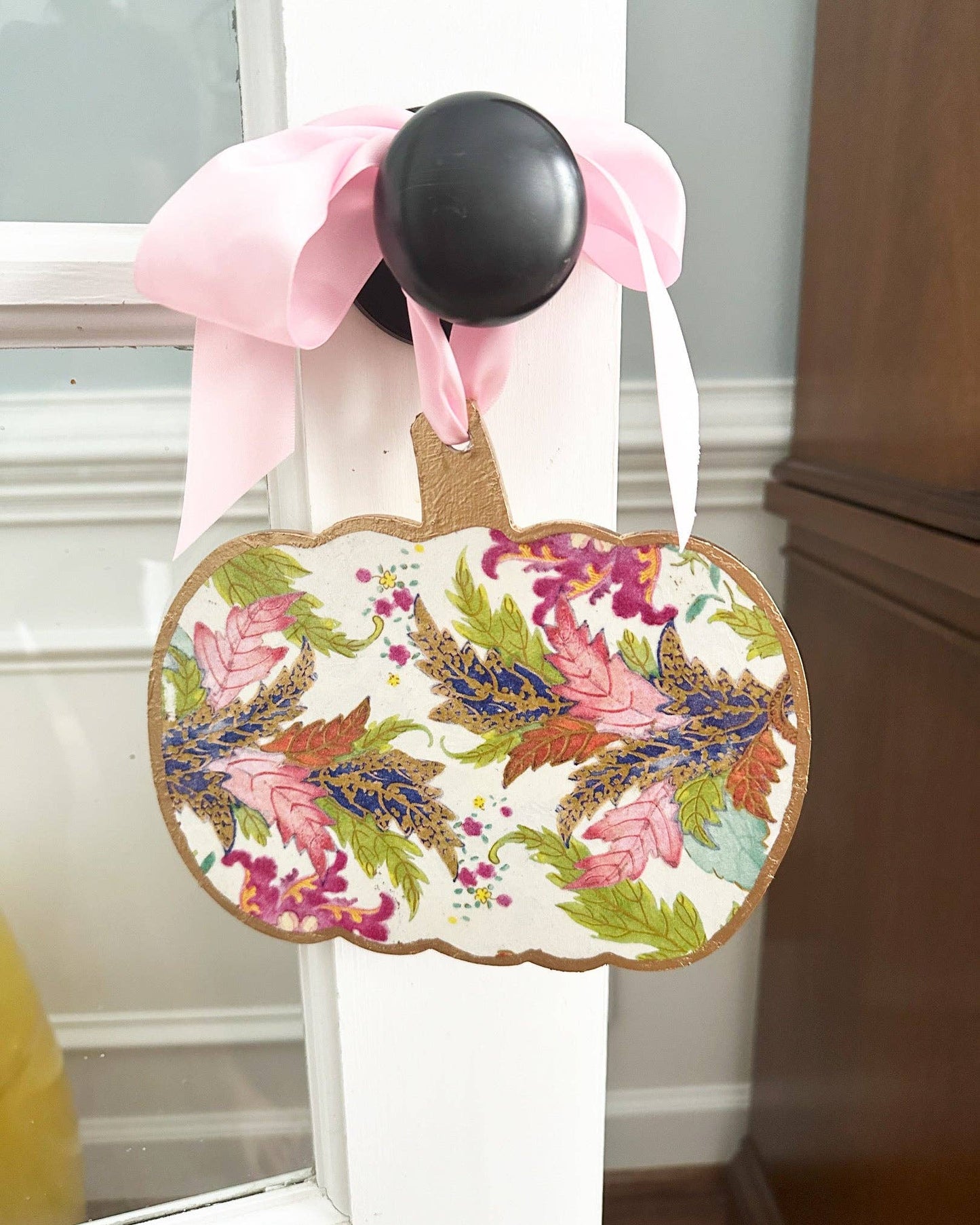 Door Hanger - Tobacco Leaf 8" Pumpkin
