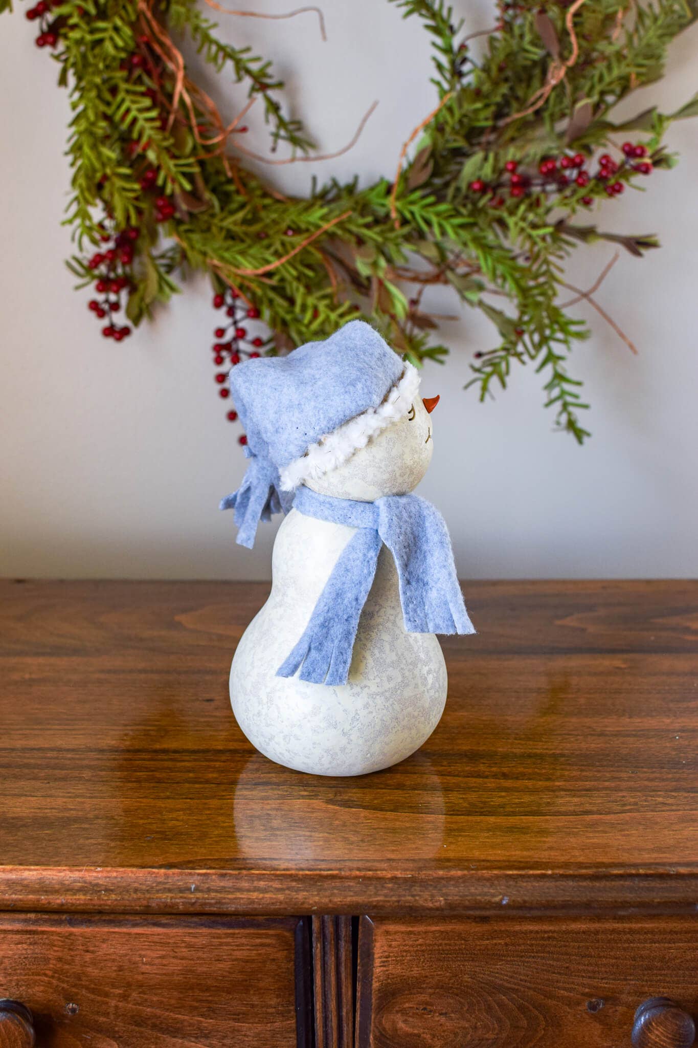 Gourd: Snowman - Mrs. Frostworth