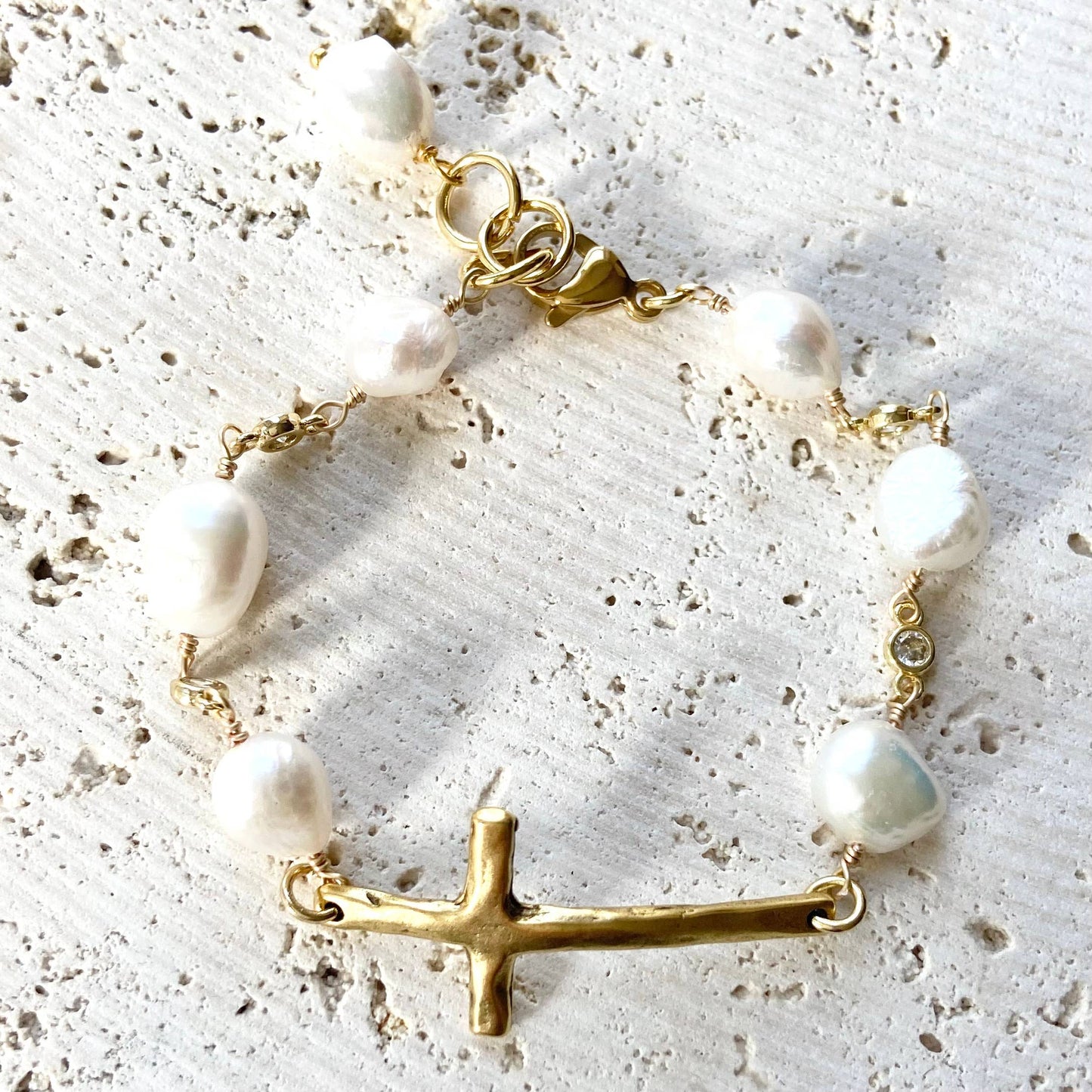 Bracelet - Baroque Pearl + Cross