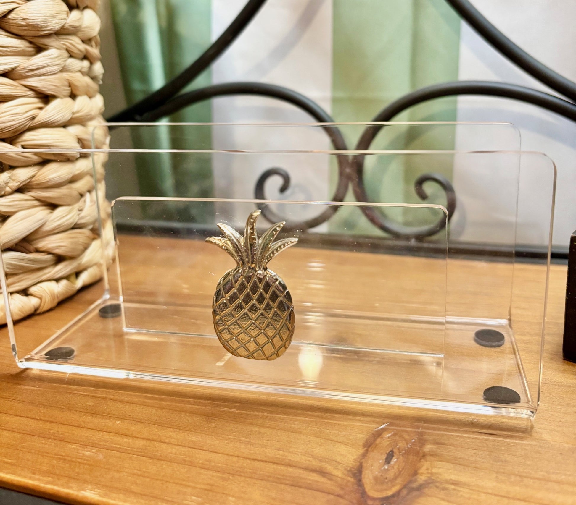 acrylic Letter stand  guest towel holder 