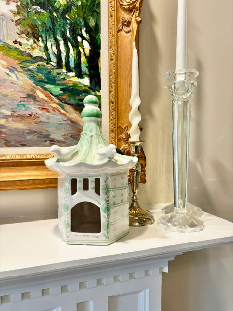 Bird House - Pagoda - Chinoiserie - Grandmillennial